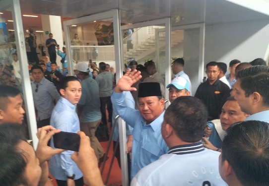 Diisukan Sakit, Prabowo Tiba di GBK Sehat Wal Afiat
